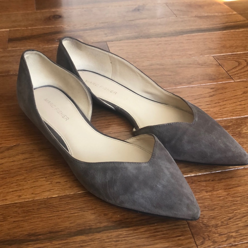 Grey pointy flats!!